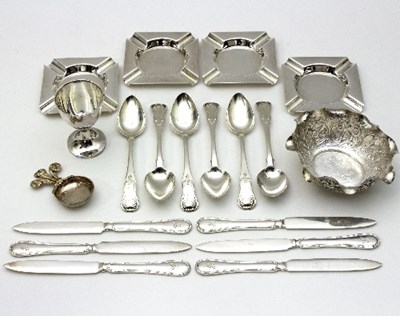 Lot 150 - A set of six Scottish silver teaspoons,...