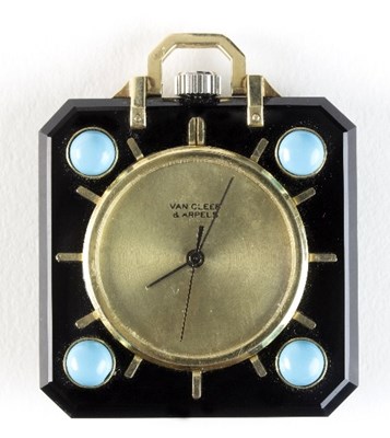 Lot 321 - A Van Cleef & Arpels travel watch, cased in...