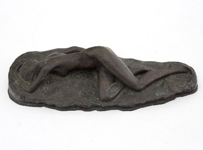 Lot 449 - A 20th Century bronze of a sleeping nude,...