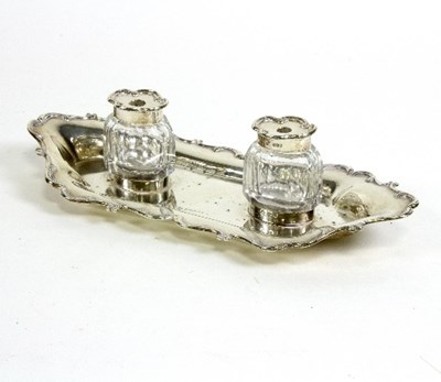 Lot 520 - A silver inkstand, London 1906, fitted two...