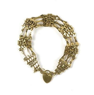 Lot 543 - A gold fancy link bracelet, approximately 7.3gm