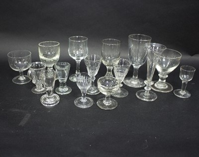 Lot 642 - A group of 18th Century and later glasses to...