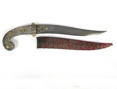 Lot 1192 - An Indian khanjar steel hilted dagger, the...