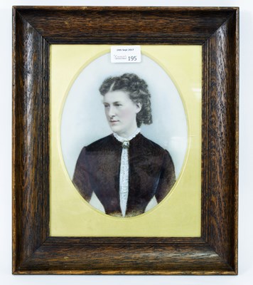 Lot 195 - A porcelain painted plaque painted a lady in...