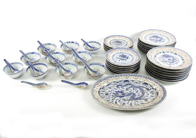 Lot 232 - A Chinese porcelain dinner service, with...