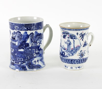 Lot 328 - A Chinese blue and white tankard, circa 1800,...