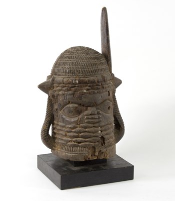 Lot 339 - A Benin commemorative head of a dignitary,...