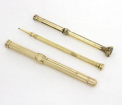 Lot 402 - A gold propelling pencil by S Mordan & Co....