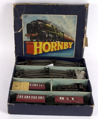 Lot 278 - A Hornby Tank Passenger Set, No.41, boxed