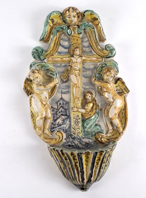 Lot 328 - A 18th Century Italian polychrome majolica...