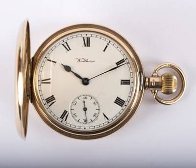 Lot 1105 - A Waltham 9ct gold hunter pocket watch, the...