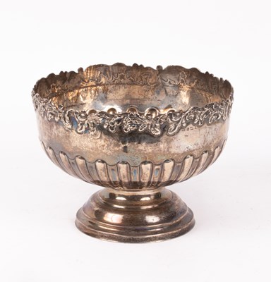 Lot 30 - An Edwardian silver rose bowl