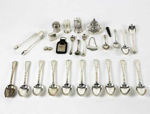 Lot 70 - A set of ten Victorian silver teaspoons,