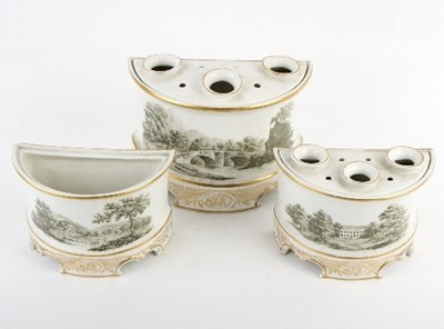 Lot 219 - A garniture of three Pinxton porcelain...