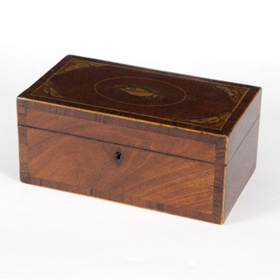 Lot 361 - A mahogany box with inlaid shell panels and...