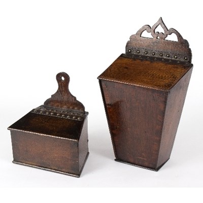 Lot 369 - An oak tapering wall box with sloping lid,...