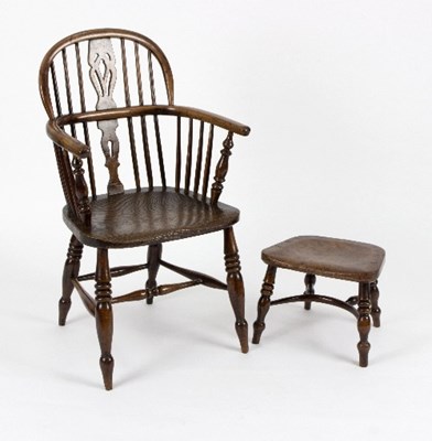 Lot 960 - A 19th Century elm and yew wood Windsor...