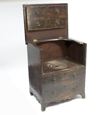 Lot 984 - A Regency mahogany commode with false...