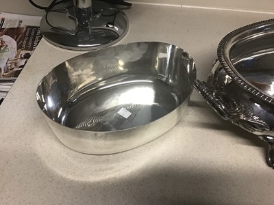 Lot 69 - An early 19th Century plated oval soup tureen and cover