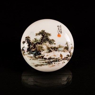 Lot 83 - A Chinese porcelain circular seal paste box,...