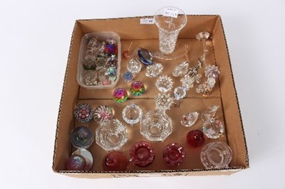 Lot 154 - A quantity of Swarovski crystal ornaments and...