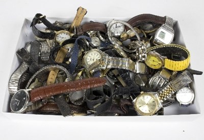 Lot 210 - A group of wristwatches to include Rotary and...