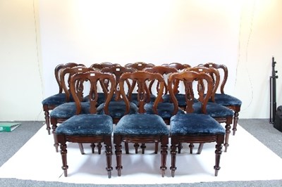 Lot 406 - A set of twelve Victorian mahogany dining...