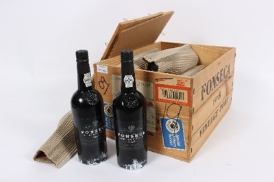 Lot 431 - Vintage Port: Fonseca 1985, 12 bottles in...