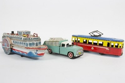 Lot 514 - A quantity of tinplate transport vehicles, to...