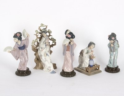 Lot 112 - Lladro/Five porcelain figures of Japanese...