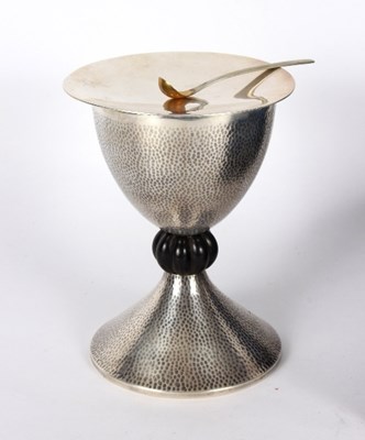 Lot 516 - A Portuguese 916 standard silver chalice and...