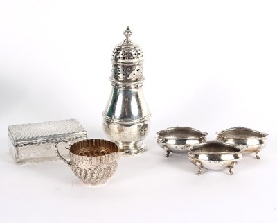 Lot 725 - A silver sugar caster, Birmingham 1926, of...