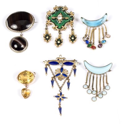 Lot 84 - A group of six pendant brooches to include a...