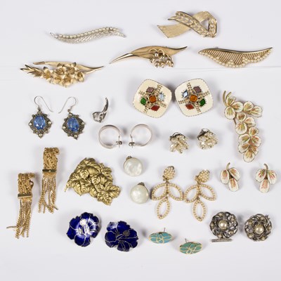 Lot 92 - A group of Trifari brooches, two set with faux...