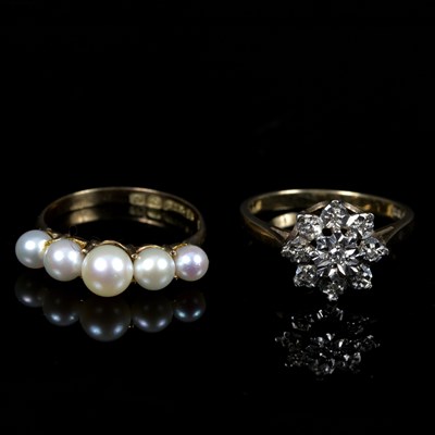 Lot 106 - A diamond cluster ring, the illusion set...