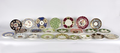 Lot 206 - A group of English dessert and cabinet plates...