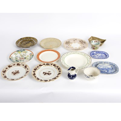 Lot 208 - A quantity of English pottery and porcelain...