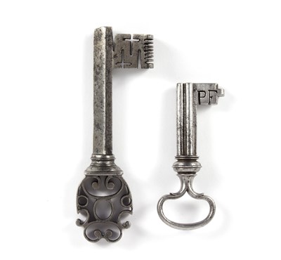 Lot 1112 - A 16th Century French key with openwork bow,...