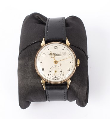 Lot 147 - A Thomas Russell & Son 9ct gold watch with...