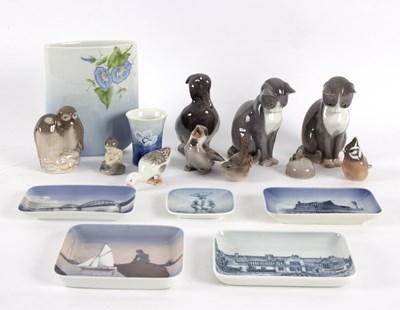 Lot 180 - A group of Royal Copenhagen porcelain to...