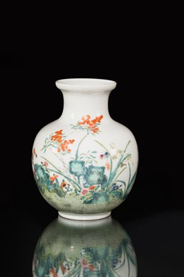 Lot 254 - A Chinese porcelain baluster vase, Republic...