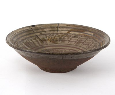 Lot 275 - A Japanese Karatsu bowl, with trailed...