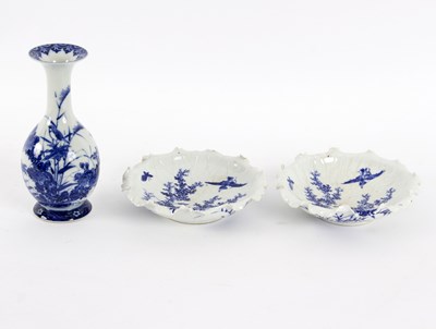 Lot 277 - A Japanese blue and white pear-shaped vase,...