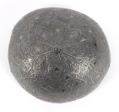 Lot 416 - A Mughal skull cap with central engraved star...
