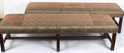 Lot 564 - A pair of George III style upholstered long...