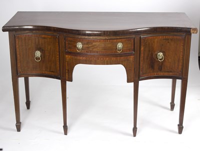 Lot 754 - A George III mahogany and inlaid serpentine...