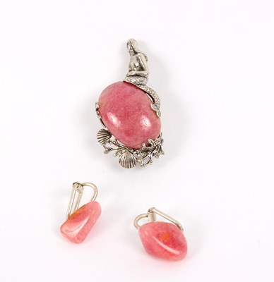 Lot 16 - A rhodochrosite set brooch, stamped AH and...