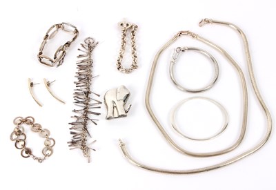 Lot 19 - A group of modernist silver jewellery to...