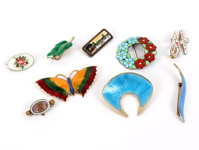 Lot 22 - A group of Scandinavian and similar brooches,...