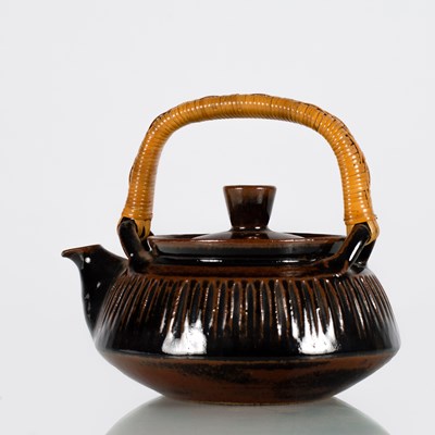 Lot 203 - A studio pottery tenmoku circular teapot and...